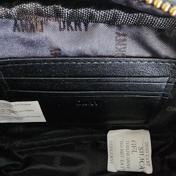 NEW DKNY 4 in 1 Belt/Crossbody Bag - Picture 11 of 14